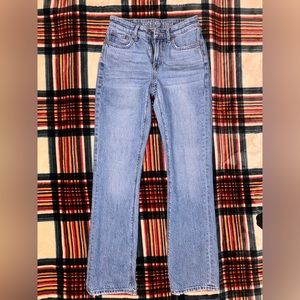 American Eagles, 90’s bootcut (mom jeans) - size 0R